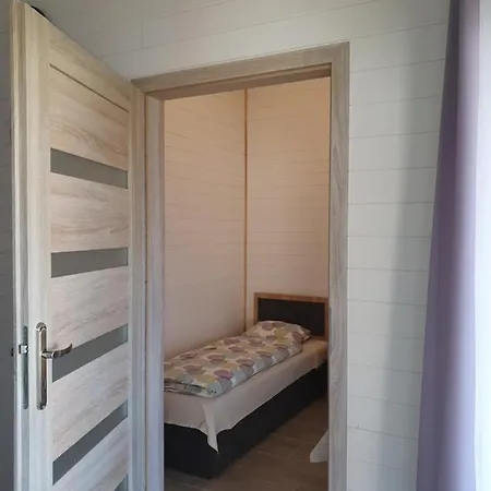 Zakatek Baltyku - Domki Letniskowe Nad Morzem I Jeziorem Jezierzany Exterior photo